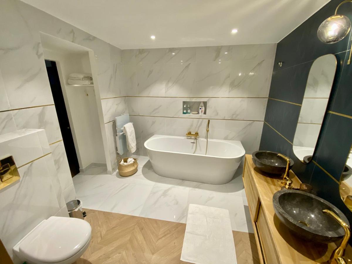 Superbe Appartement Terrasse Et Parking Gratuit Auxerre Extérieur photo